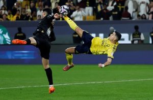 Ronaldo tái hiện siêu phẩm 2018 khiến người hâm mộ bùng nổ_692ad075b5d82.jpeg