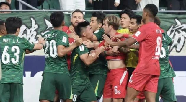 AFC công bố án phạt Công an Hà Nội sau màn hỗn chiến cuối trận_69411d6853839.jpeg