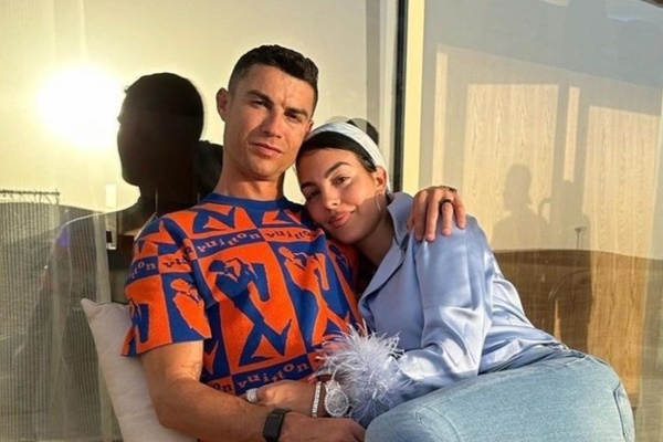 Bạn gái tiết lộ tương lai của Ronaldo_6941407c511a7.jpeg