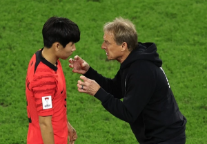 Báo Hàn Quốc: “Jurgen Klinsmann thật không biết xấu hổ”_694138f5c5cf7.png