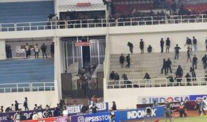 Bóng đá Indonesia lại xảy ra bạo loạn_69414030cd733.jpeg