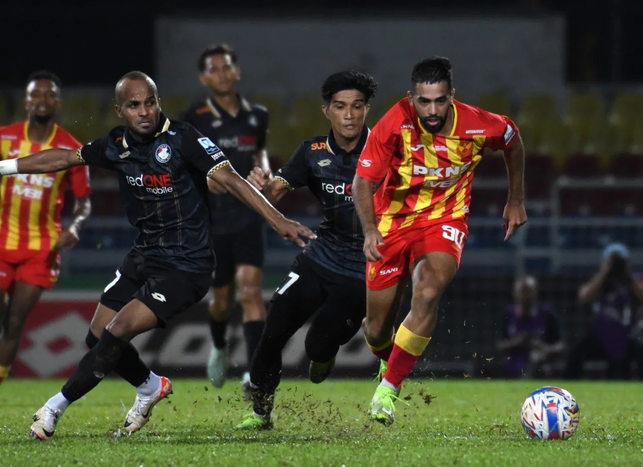 Bóng đá Malaysia “đi ngược dòng” Indonesia: Giảm ngoại binh để nâng tầm cầu thủ nội_69412a93427d9.jpeg