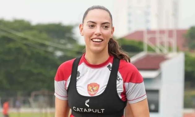 Càn quét bóng đá nữ, Indonesia nhập tịch loạt cầu thủ lai Hà Lan_69412c59ebe91.jpeg