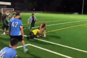 Cầu thủ đấm vỡ xương quai hàm trọng tài_69413f68e3f4b.png