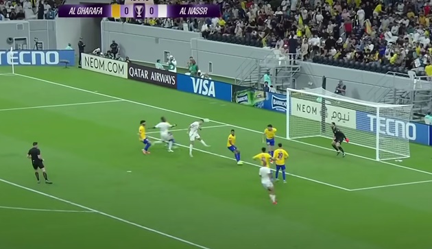 Cristiano Ronaldo lập cú đúp đẳng cấp, rê bóng điêu luyện tạo nên bàn thắng không thể cản phá_694134455b22f.jpeg