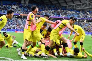 Đông Nam Á gây sốc, Indonesia lách khe cửa hẹp vào vòng 16 đội_69413a6423b2f.jpeg