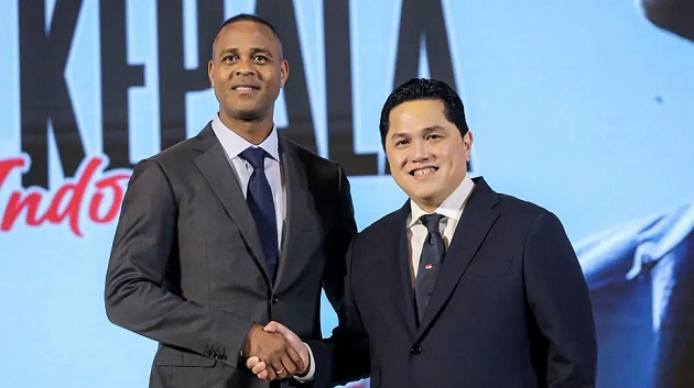 Hào quang thời cầu thủ có thể giúp Patrick Kluivert cải thiện hàng công Indonesia?_694132907045f.jpeg