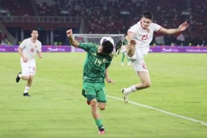 Hậu vệ Indonesia đăng ảnh đạp đầu cầu thủ Saudi Arabia_694129a4408c3.jpeg