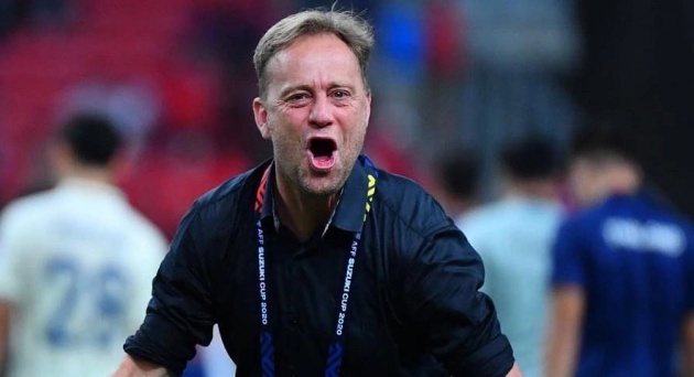 HLV Polking nghẹn ngào sau khi giúp CAHN vào chung kết Cúp C1 Đông Nam Á_69412e6d18d3e.jpeg