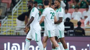 Ivan Toney ghi bàn, Al-Ahli vẫn ngậm ngùi chia điểm với Al-Shabab_694121e329e7b.jpeg