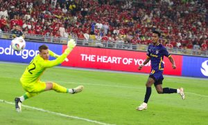 Maung Maung Lwin, người giúp Asean All Stars đánh bại MU, là ai?_69412de55073c.jpeg