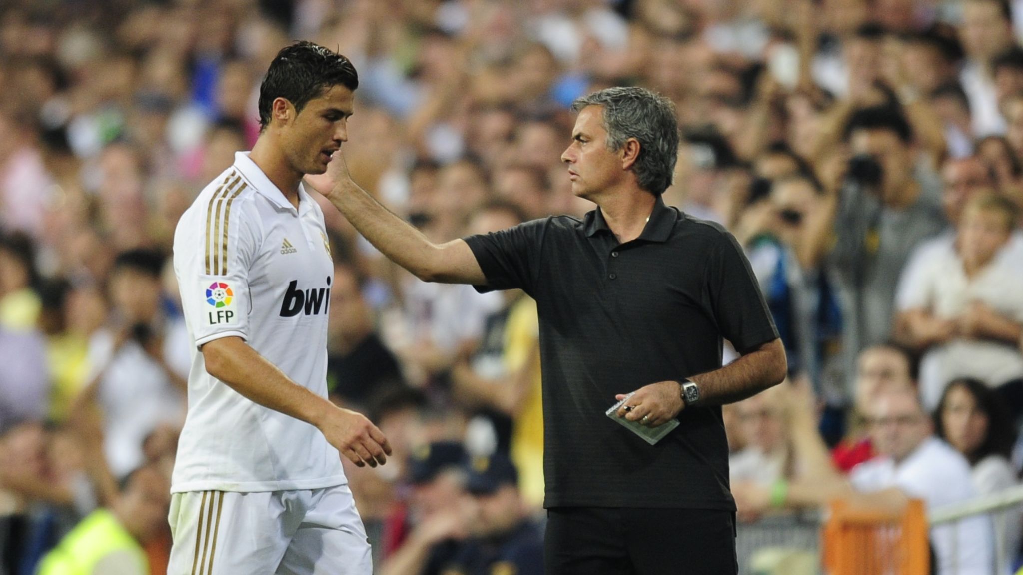 Mourinho: Tin về Ronaldo thật nực cười, Fenerbahce có thể ghi 10 bàn_694134541622f.jpeg