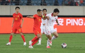 Nhà báo Trung Quốc: “Đội yếu hơn may mắn giành chiến thắng”_69413ca596db3.jpeg