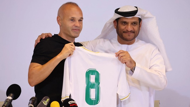 Những ngôi sao tên tuổi đang thi đấu tại UAE: Iniesta dẫn đầu danh sách_6941382964a57.jpeg