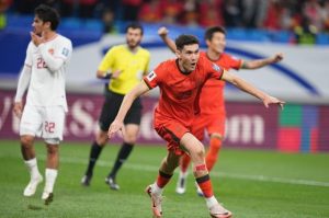 Phơi áo trước Trung Quốc, Indonesia trở lại mặt đất_6941353f08d0a.jpeg