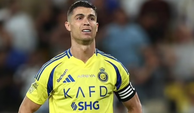 Ronaldo bất ngờ úp mở chia tay Al Nassr sau mùa giải trắng tay_69412df44fbc6.jpeg