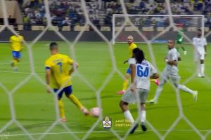 Ronaldo gây bão với màn kiến tạo thần sầu bằng gót chân_69413d9e1c7b4.jpeg