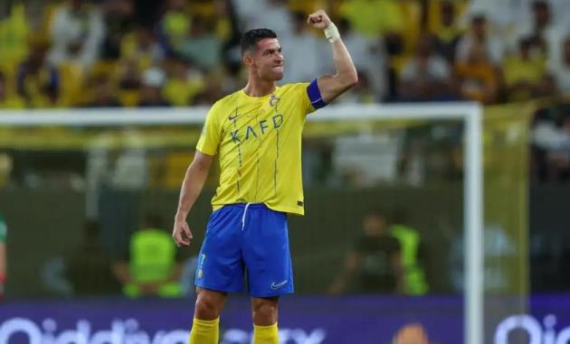 Ronaldo lập hat-trick, Al-Nassr đè bẹp Al-Wehda_6941371b05574.jpeg
