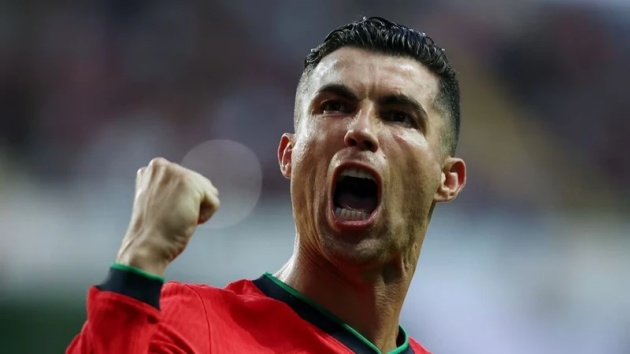 Ronaldo: ‘Tôi toàn diện, vĩ đại nhất lịch sử. Không ai có thể sánh với tôi’_6941320668235.jpeg