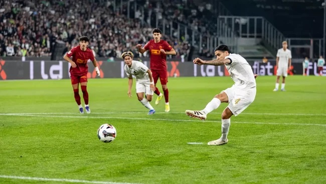 Sao nhập tịch Indonesia tỏa sáng, ghi bàn đầu tiên cho CLB Bundesliga_694127ece8ee5.jpeg