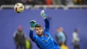 Thủ thành gốc Indo chuẩn bị ra mắt Serie A_69413666a55bb.jpeg