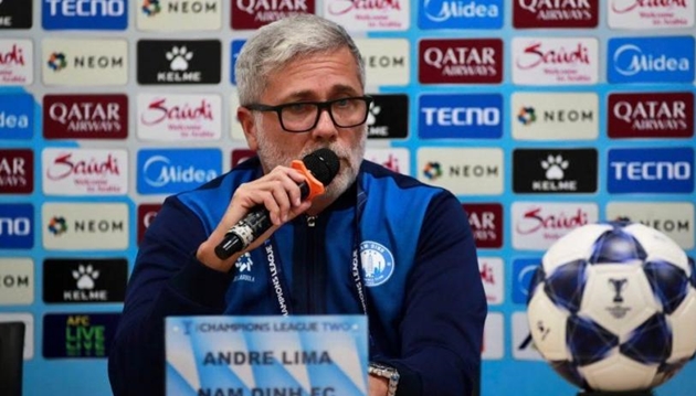 Thua Gamba Osaka, trợ lý Nam Định chỉ trích trọng tài_69411f0048d35.jpeg