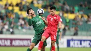 Trận Công an Hà Nội – Bắc Kinh Quốc An xảy ra ẩu đả, CĐV ném chai lọ xuống sân_6941253ca81ab.jpeg