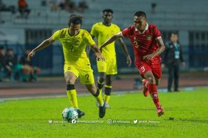 U23 Malaysia ngược dòng hạ U23 Indonesia, rộng cửa vào bán kết_69413ddb23bca.jpeg