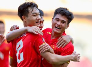 U23 Việt Nam chơi trận cầu mẫu mực tại Bung Karno_69412849cc003.jpeg