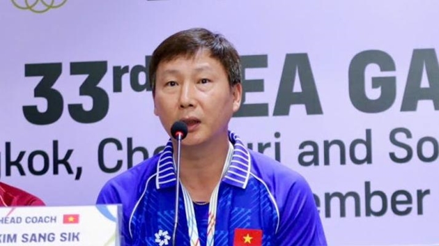 VFF chưa vội gia hạn với HLV Kim Sang-sik_695385beb9962.jpeg