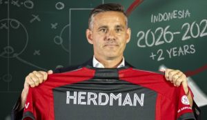 4 điều thú vị về John Herdman: Bậc thầy 3 hậu vệ và chuyên trị sao số_695ba76c84cae.jpeg
