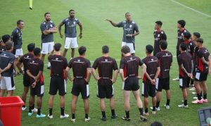 Báo lớn Anh khen ngợi Indonesia, gọi là “quốc gia đam mê bóng đá nhất châu Á”_695bb3d80986c.jpeg