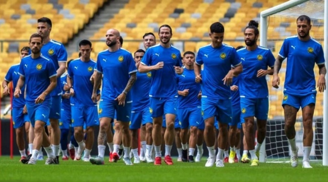 Báo Malaysia cảnh báo rủi ro từ chính sách nhập tịch ồ ạt_695bb9fe9dd1b.jpeg