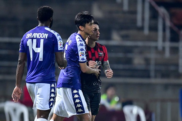 CĐV Thái Lan chỉ trích thậm tệ đội nhà sau thất bại trước CLB Hà Nội_695be6ce6610b.jpeg