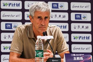 Cựu HLV Barca đối đầu CAHN trong nỗi lo bị sa thải_695bb5f05dfd5.jpeg