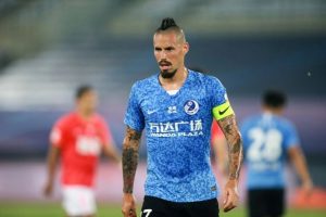 FIFA trừng phạt CLB Trung Quốc vì nợ lương_695be168e337e.jpeg