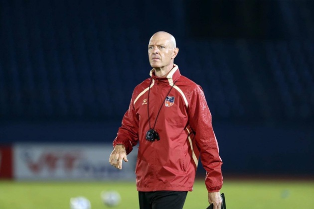 HLV Nepal Matt Ross từ chức sau hai trận thua Việt Nam_695bac2c97afc.jpeg