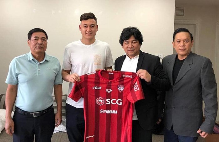 Người đại diện tiết lộ góc khuất về việc Văn Lâm sang Muangthong United_695be631731eb.jpeg