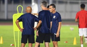 PSSI bác tối hậu thư, vẫn tin HLV Vanenburg trước trận gặp Việt Nam_695bbbb772591.jpeg