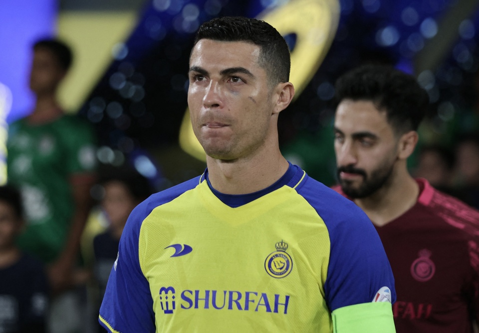 Ronaldo nhận cảnh báo khi chơi ở Saudi Arabia_695bded36154c.jpeg