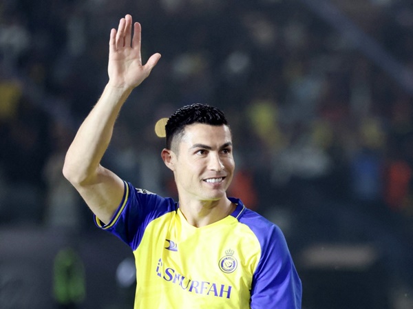 Ronaldo tới Saudi Arabia và bước lùi của bóng đá Trung Quốc_695bdeda03f5f.jpeg