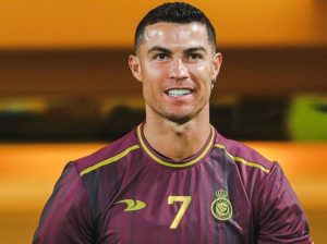 Ronaldo xoa dịu CĐV Saudi Arabia_695bdb7b0f9c6.jpeg