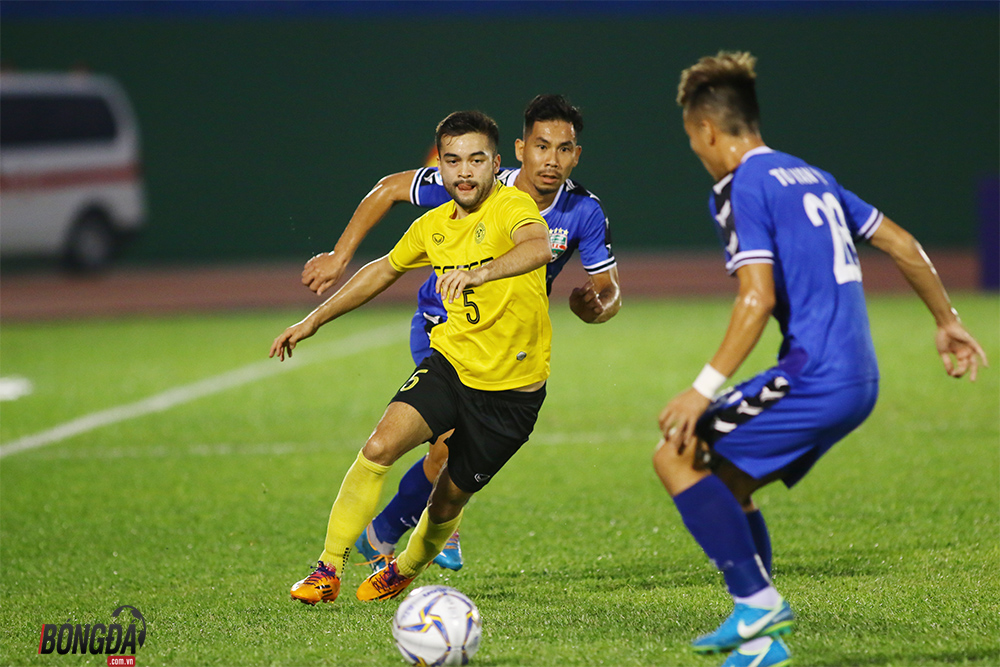 Tấn Trường mắc sai lầm khó tin, Bình Dương thua đau ở AFC Cup_695be65f4ab14.jpeg