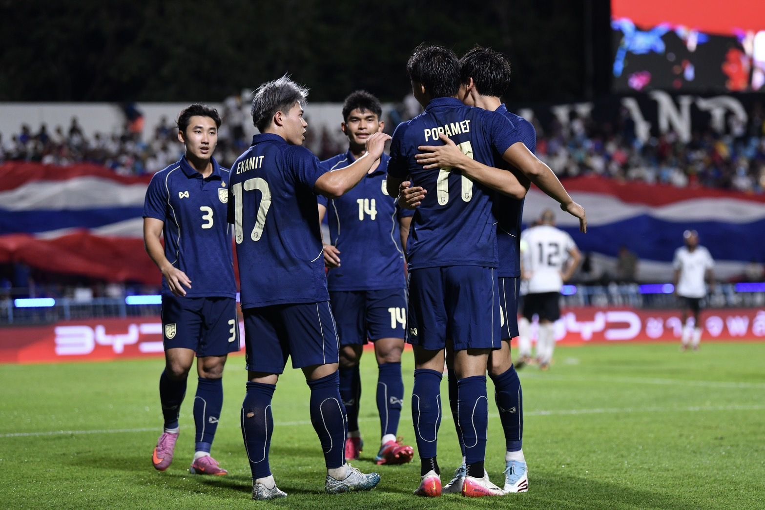 Thắng hủy diệt 3-0, ĐT Thái Lan vẫn bị chỉ trích_695bb7e50f5dd.jpeg