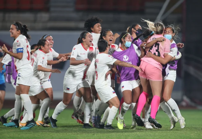 Tuyển nữ Philippines giành vé dự World Cup_695be423a8501.png