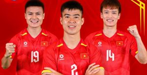 Vì sao Quang Hải, Hoàng Đức, Duy Mạnh được chọn đấu MU?_695bc474c223e.jpeg