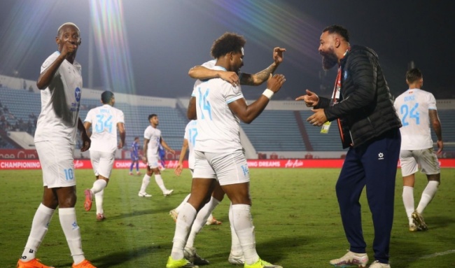 Fan Malaysia lo sốt vó trước phong độ hủy diệt của Xuân Son_698591b370f6c.jpeg